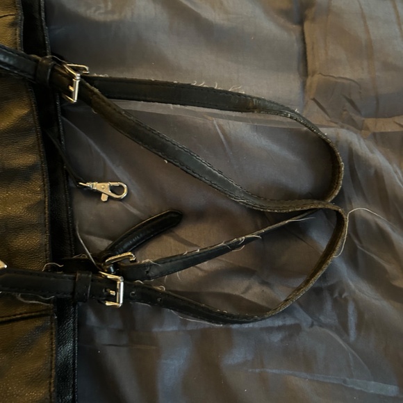 Michaels Kors Purse - Picture 4 of 8